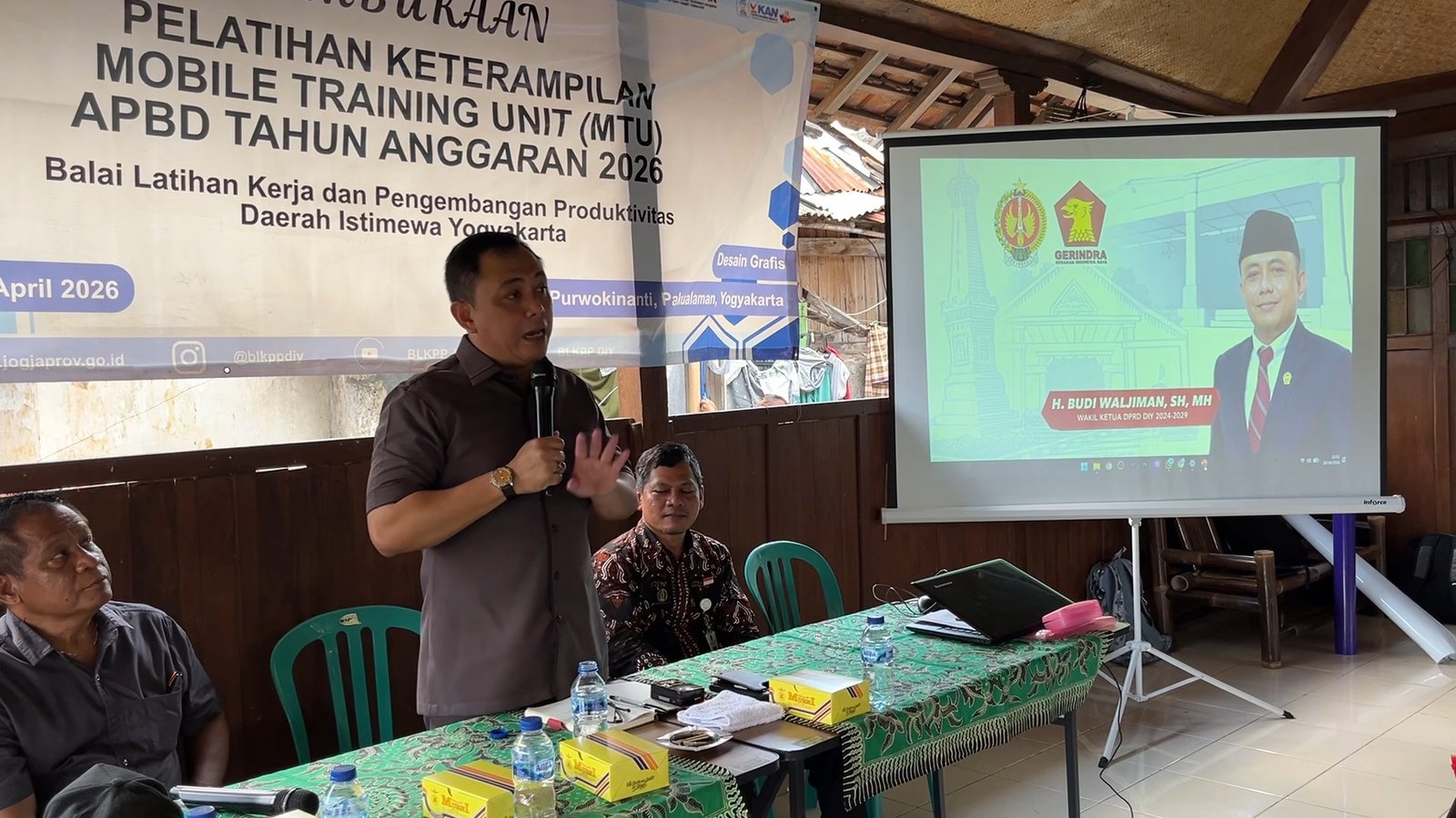 Waket DPRD DIY Budi Waljiman Dukung Keterampilan Digital Printing Pemuda Purwokinanti